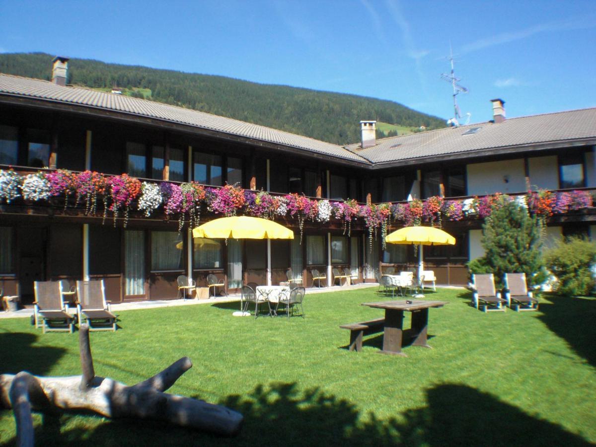 Residence Emmy San Candido Kültér fotó
